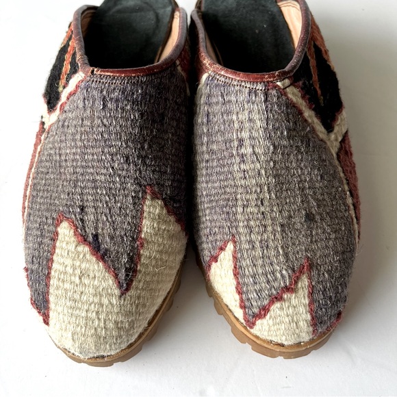 Authentic Wool Turkish Kilim Slides - Picture 7 of 10